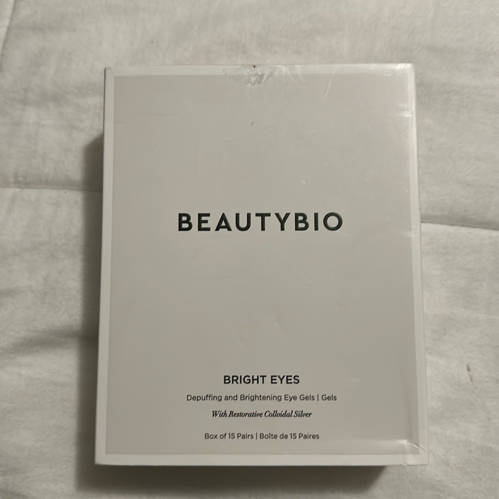Bright Eyes Depuffing and
Brightening Eye Gels - Picture 2 of 4